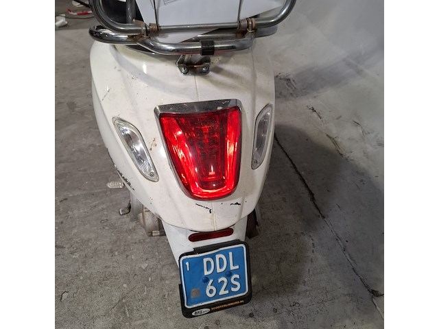 Snorscooter, vespa, sprint 4t, 2015 - afbeelding 23 van  23