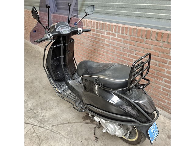 Snorscooter, vespa, sprint 4t, 2016 - afbeelding 32 van  38