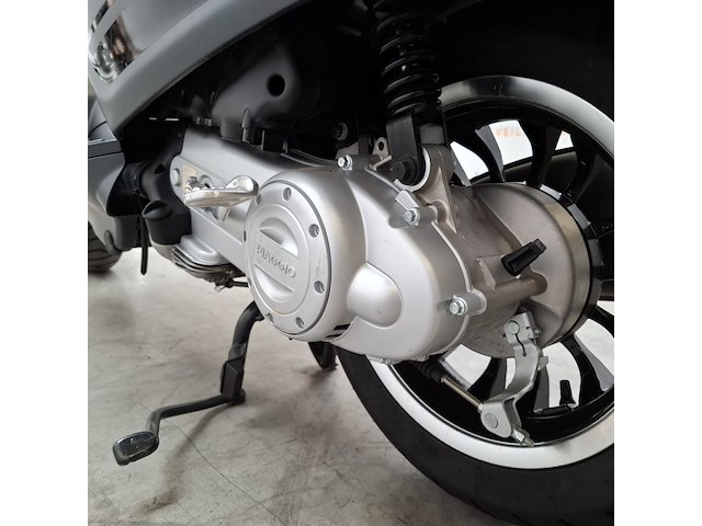 Snorscooter, vespa, sprint 4t, 2016 - afbeelding 15 van  28