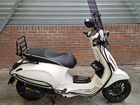Snorscooter, vespa, sprint 4t, 2017 - afbeelding 12 van  33
