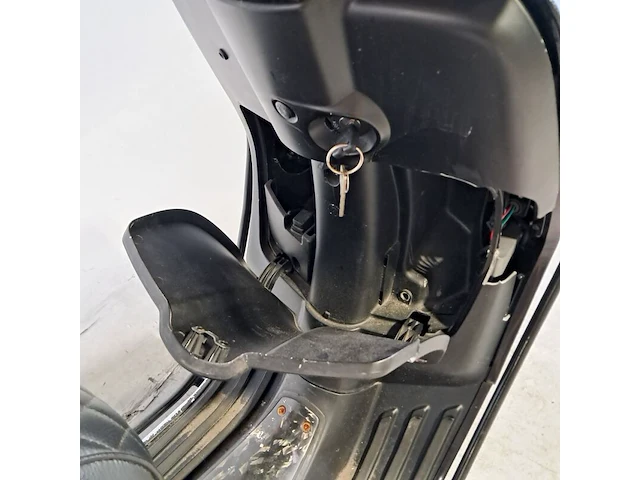Snorscooter, vespa, sprint 4t, 2017 - afbeelding 4 van  25