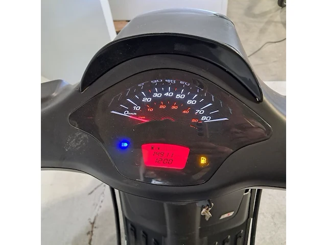 Snorscooter, vespa, sprint 4t, 2017 - afbeelding 24 van  25