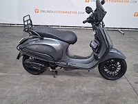 Snorscooter, vespa, sprint 50, 2018 - afbeelding 1 van  23