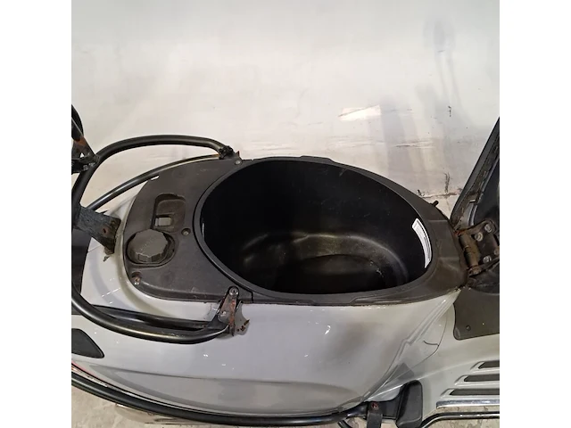 Snorscooter, vespa, sprint 50, 2020 - afbeelding 5 van  19