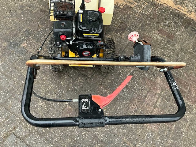Snow thrower 5.5 hp veegmachine - afbeelding 7 van  7