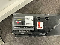 Snowboards&schoenen (3x) - afbeelding 3 van  4