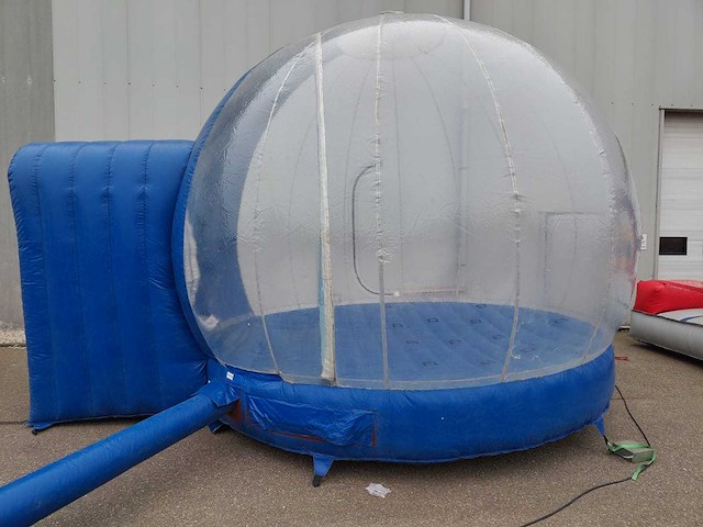 Snowglobe opblaasbaar (sneeuwbol) - afbeelding 1 van  10