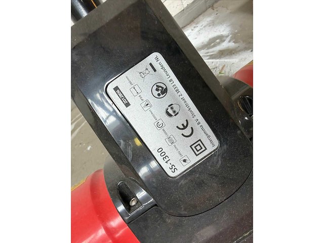 Snowline ss-1300 elektrische sneeuwschuiver 1300w incl. handleiding - afbeelding 3 van  4