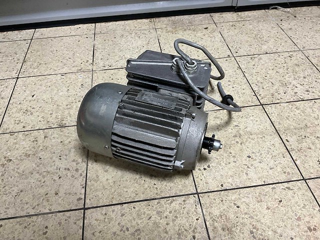 Snt aandrijf motor - afbeelding 2 van  5