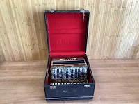 Soberano accordeon met jbl box - afbeelding 7 van  7