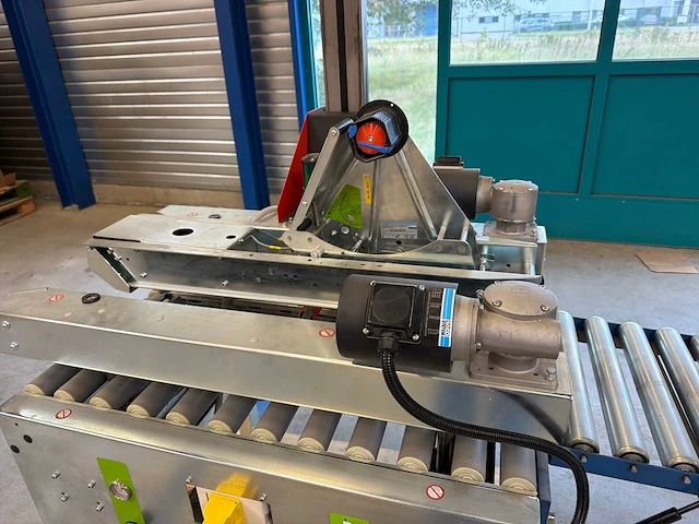 Soco system t-55 industriële tapemachine met rollenbaan - 2020 - afbeelding 4 van  11
