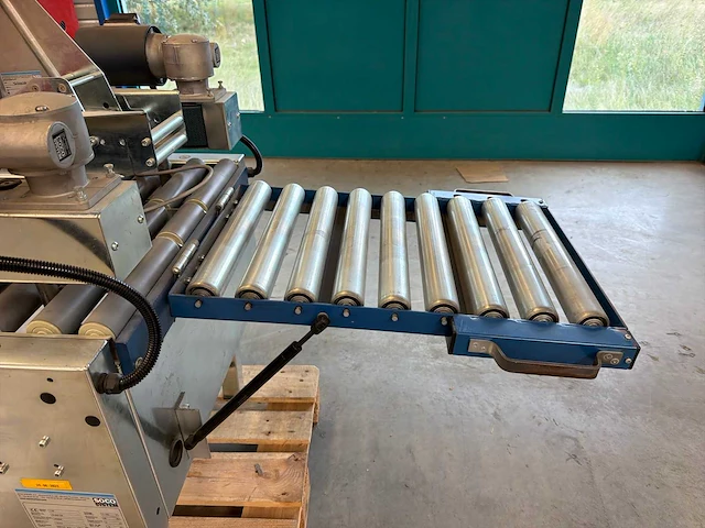 Soco system t-55 industriële tapemachine met rollenbaan - 2020 - afbeelding 5 van  11