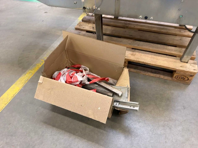 Soco system t-55 industriële tapemachine met rollenbaan (incompleet) (2x) - afbeelding 2 van  2
