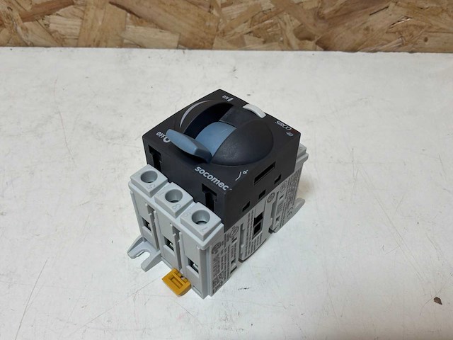 Socomec sirco m1 3x40a toggle switch (10x) - afbeelding 2 van  10
