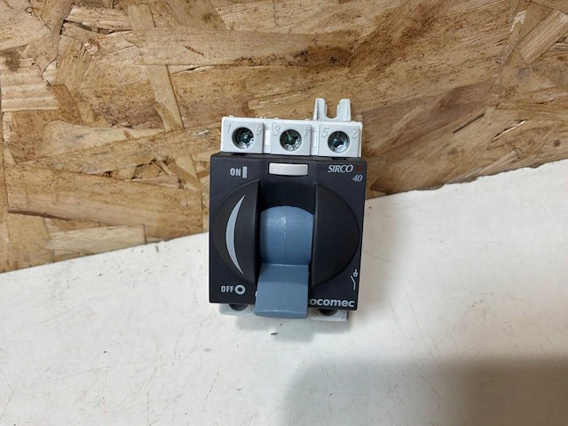 Socomec sirco m1 3x40a toggle switch (10x) - afbeelding 6 van  10