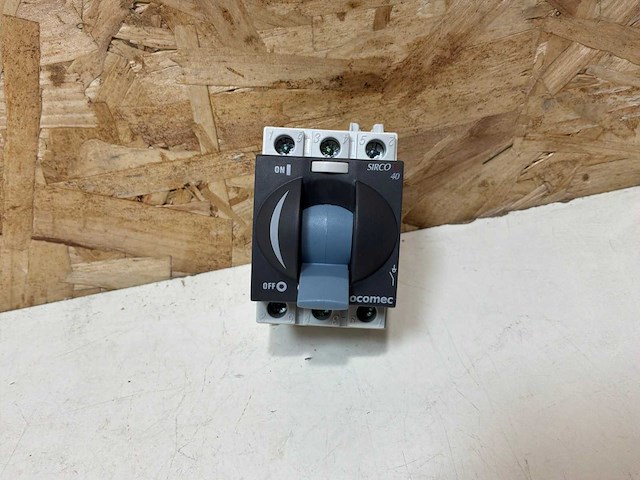 Socomec sirco m1 3x40a toggle switch (10x) - afbeelding 7 van  10