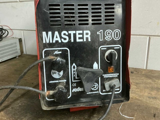 Sodemic master 190 elektrode lasapparaat - afbeelding 2 van  6