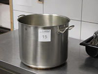 Soeppan doorsnede 33 en hoogte 48 cm. - afbeelding 1 van  2