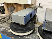 Soest vp-2-400 uitpoets en borstelmachine (c) - afbeelding 5 van  24
