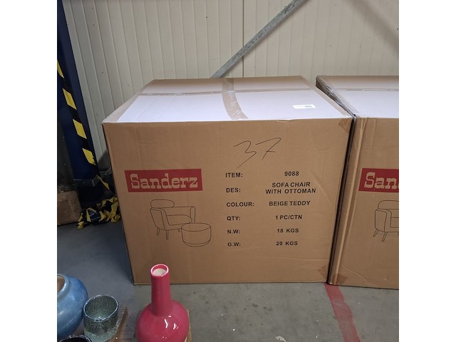 Sofa chair beige met hocker teddy, 2025 - afbeelding 2 van  2