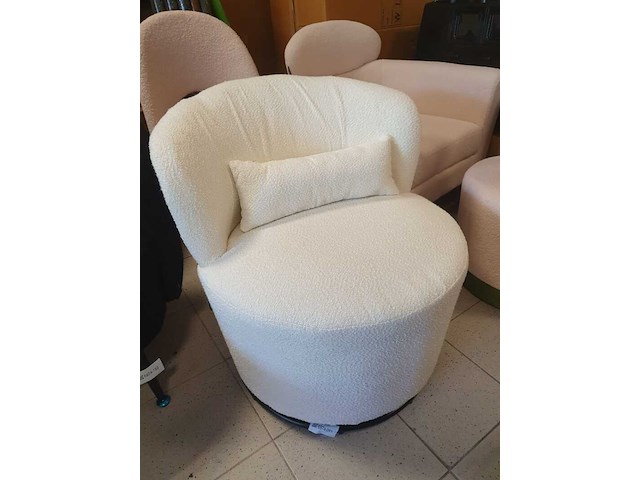 Sofa chair wit boucle draaibaar, 2025 - afbeelding 1 van  2