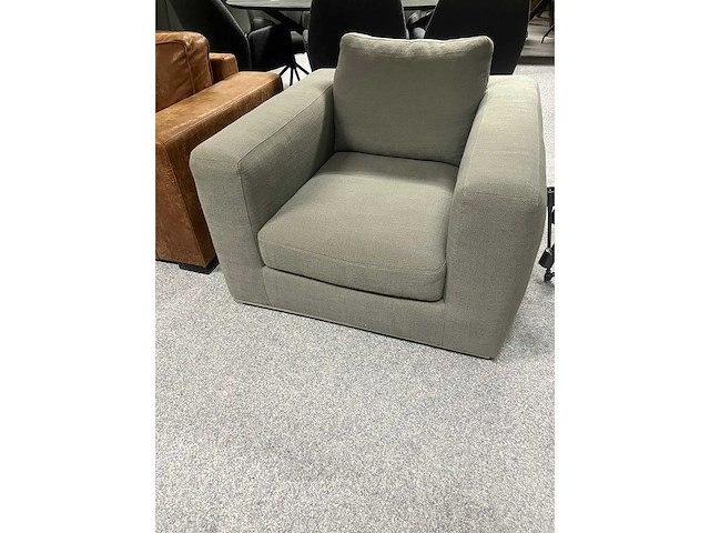 Sofa grijs stof richmond xxl fauteuil massief beuken romp koudschuim gevuld nosag geveerd - afbeelding 3 van  3