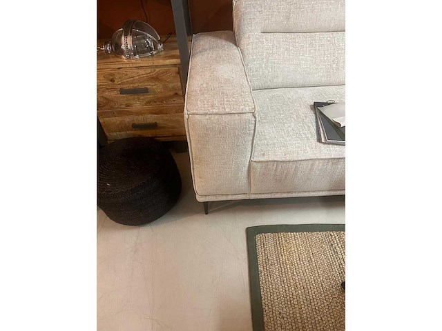 Sofa - afbeelding 1 van  2