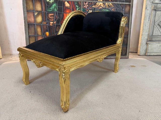 Sofa - afbeelding 2 van  3