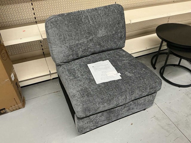 Sofa - afbeelding 1 van  3