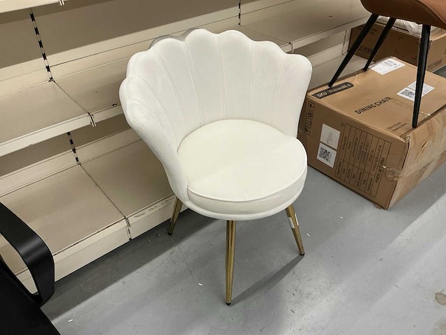 Sofa - afbeelding 2 van  3