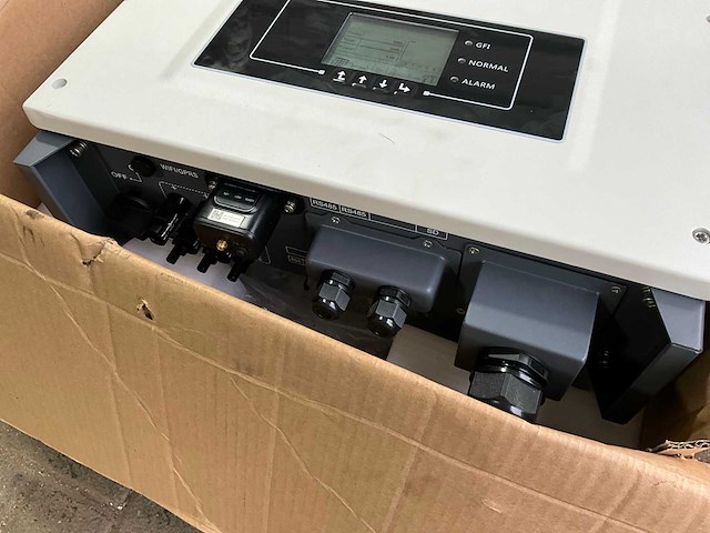 Sofar 10000tl omvormer - afbeelding 3 van  5