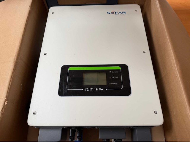 Sofar solar hyd 3600-es hybrid inverter - afbeelding 1 van  3