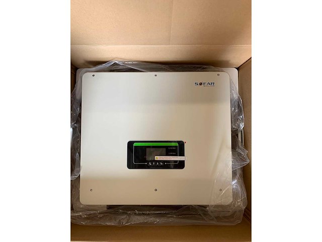 Sofar solar hyd 6ktl-3ph hybride omvormer, 6 kw, driefase, hoogvoltbatterij, met noodstroom - afbeelding 1 van  4