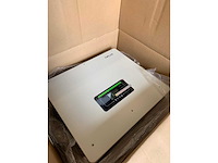 Sofar solar hyd 6ktl-3ph hybride omvormer, 6 kw, driefase, hoogvoltbatterij, met noodstroom - afbeelding 2 van  4