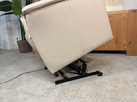 Sofie electrische sta-op fauteuil - afbeelding 6 van  15