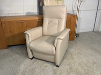 Sofie electrische sta-op fauteuil - afbeelding 11 van  15