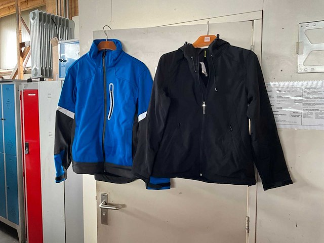 Soft shell (15x) - afbeelding 1 van  4