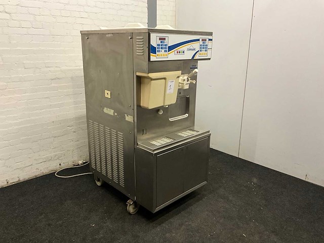 Softijs / milkshake machine - afbeelding 9 van  14