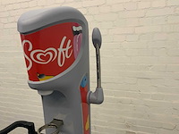 Softijsmachine - afbeelding 7 van  9