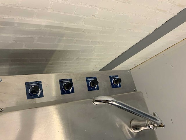 Softijs/milkshake machine - afbeelding 3 van  15