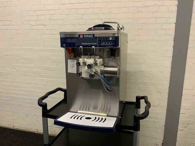 Softijs/milkshake machine - afbeelding 8 van  15