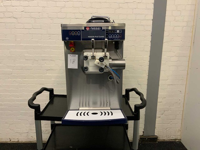 Softijs/milkshake machine - afbeelding 9 van  15