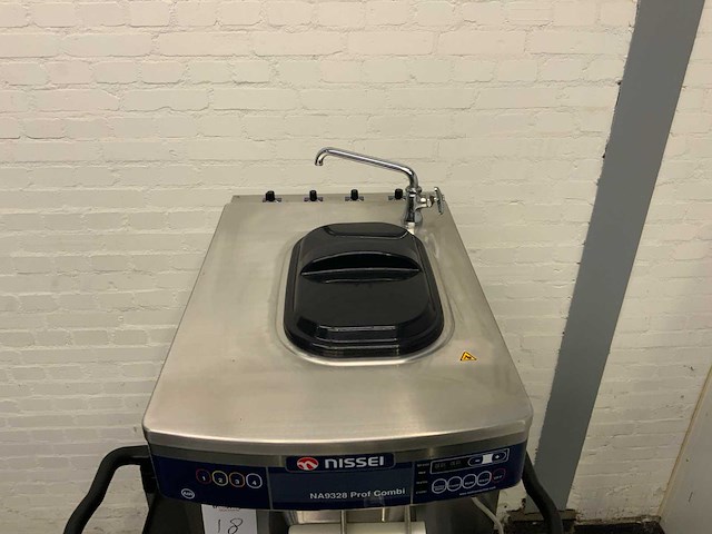 Softijs/milkshake machine - afbeelding 14 van  15