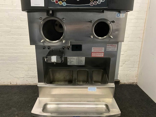 Softijs/milkshake machine - afbeelding 11 van  12