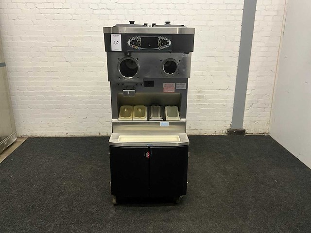 Softijs/milkshake machine - afbeelding 6 van  12