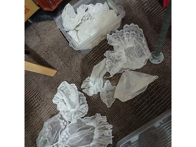 Sokken, handschoenen, neuzen, pruiken etc. - afbeelding 2 van  64