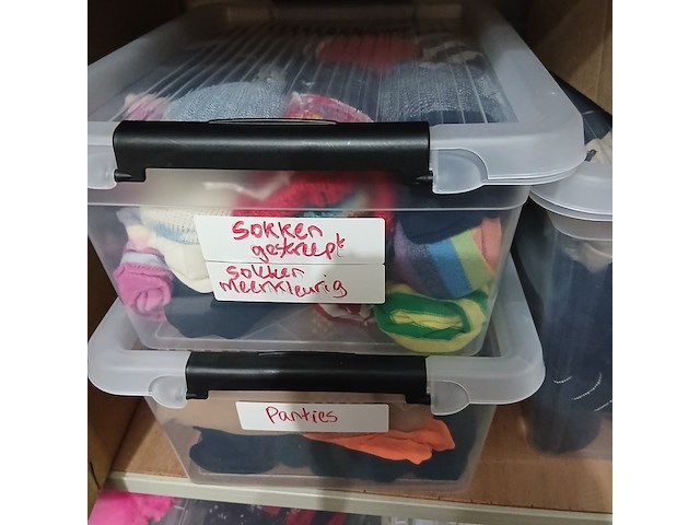Sokken, handschoenen, neuzen, pruiken etc. - afbeelding 63 van  64