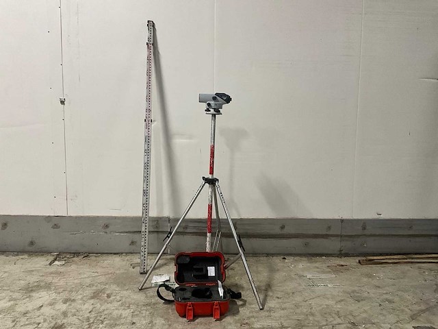 Sokkia - d10323 - waterpasinstrument / kijker - afbeelding 1 van  9