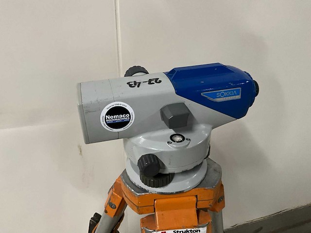 Sokkia d10342 waterpasinstrument / kijker - afbeelding 7 van  13
