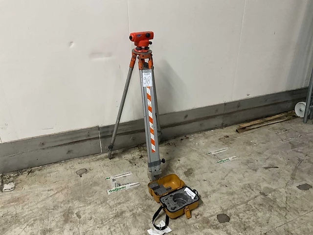 Sokkia e32 waterpasinstrument / kijker - afbeelding 6 van  7